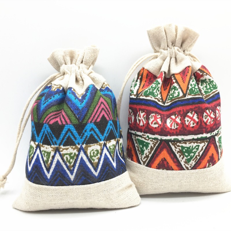 Travel Cable Organizer - Borsa con coulisse in stile etnico