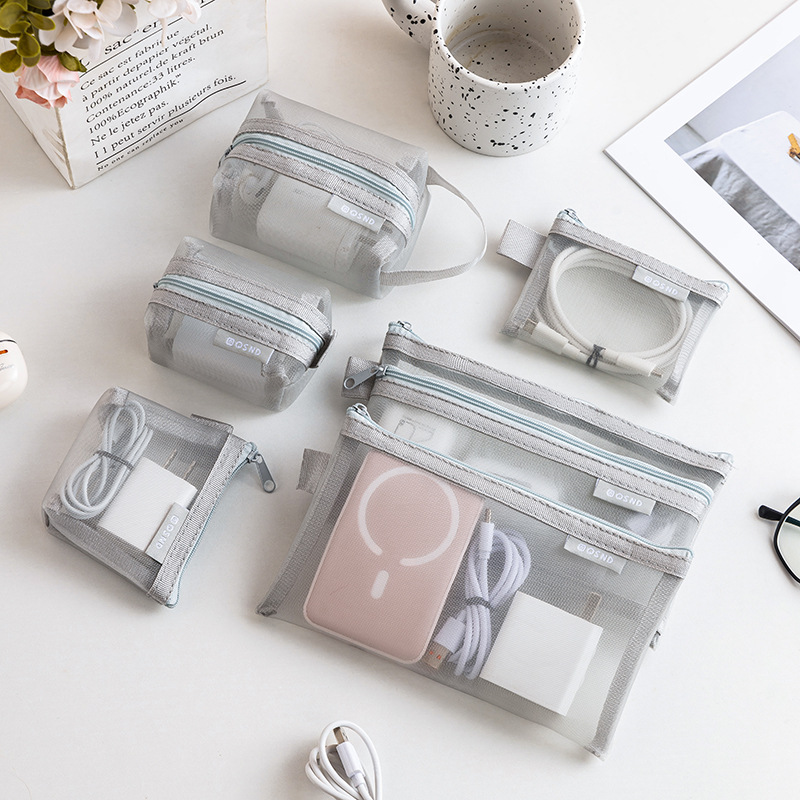Borsa portaoggetti trasparente - Travel Cable Organizer recensione e prezzo