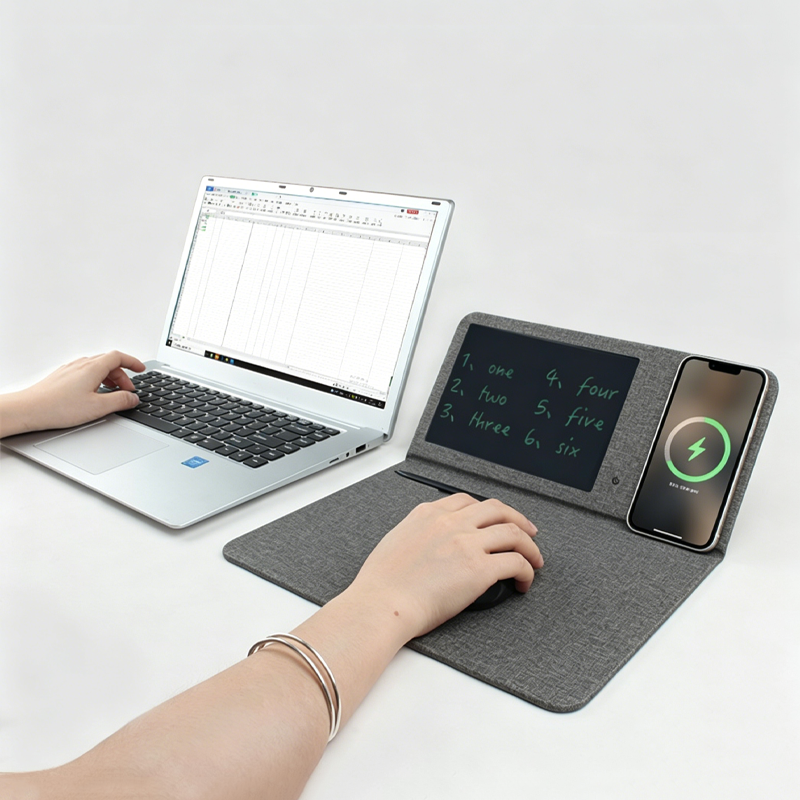 Tappetino Mouse H18 15W con Ri - Mouse Charging Pad recensione e prezzo