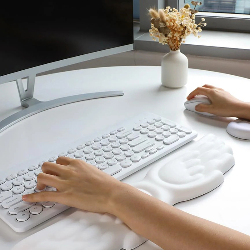Tastiera Mouse Poggiapolsi Ala - Mouse Charging Pad recensione e prezzo
